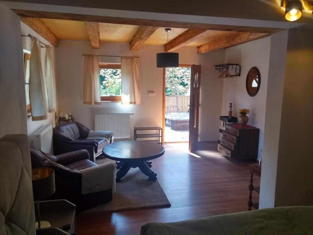 Stodola-Soukromy Apartman Pro Dva S Venkovni Virivkou Karlštejn Eksteriør bilde